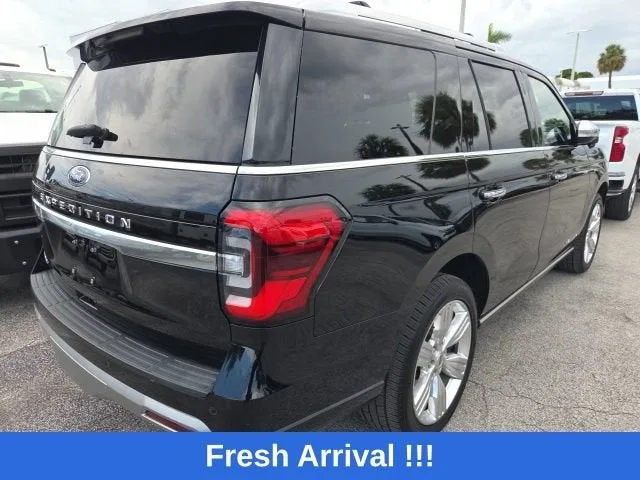 2023 Ford Expedition Platinum photo 7