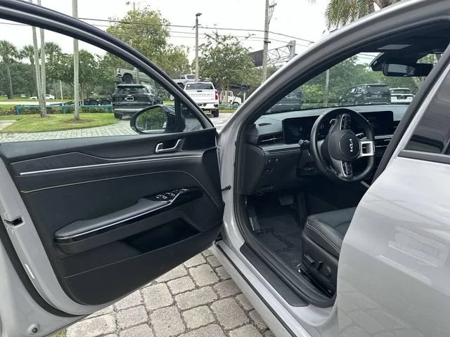 2025 Kia K5 GT photo 22