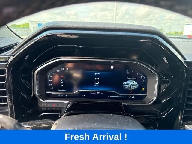 2022 Chevrolet Silverado 1500 LT photo 4