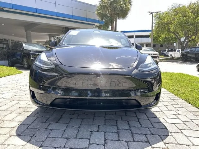 2023 Tesla Model Y Long Range photo 20