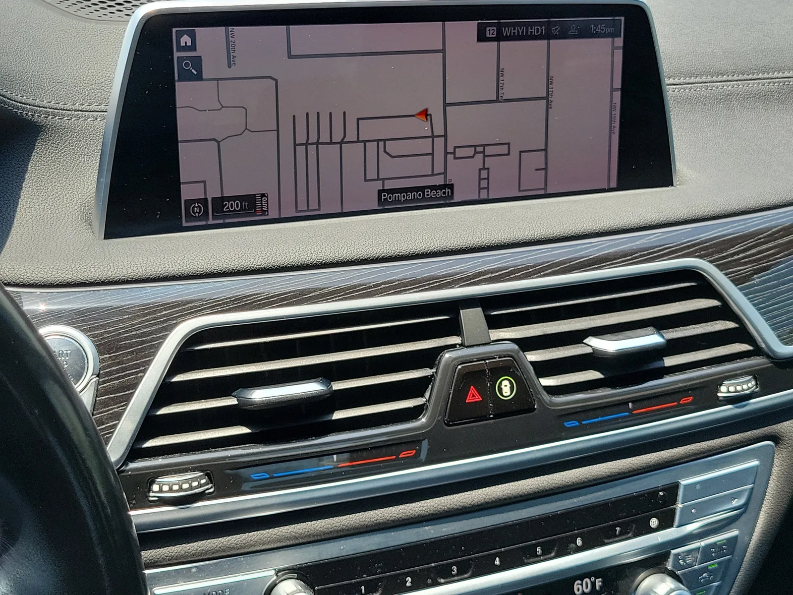 2022 BMW 7 Series 740i photo 28
