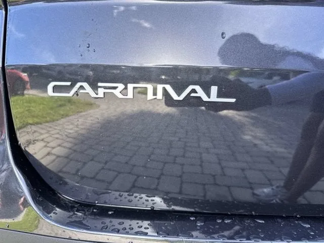 2023 Kia Carnival EX photo 39