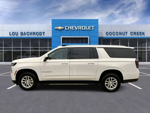 2026 Chevrolet Suburban LS photo 5
