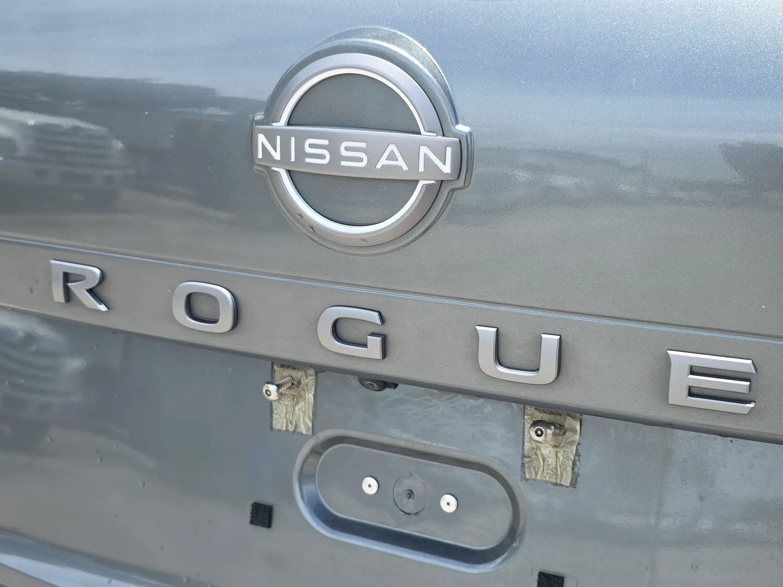 2024 Nissan Rogue SV photo 10