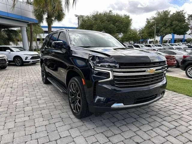 2024 Chevrolet Tahoe LT photo 17