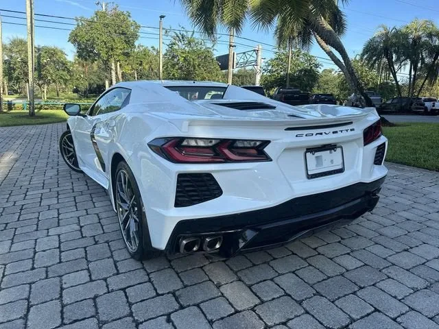 2024 Chevrolet Corvette Stingray 1LT photo 12