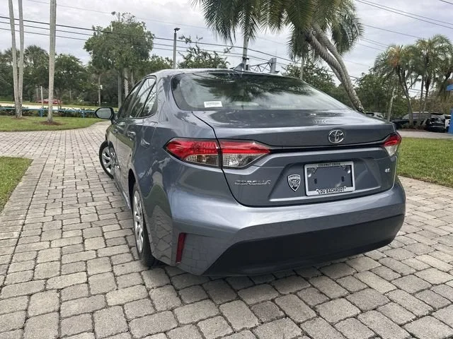 2024 Toyota Corolla LE photo 12