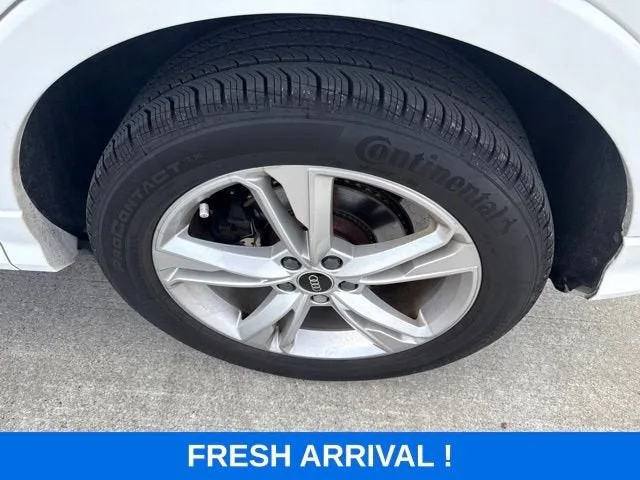 2022 Audi Q3 S line Premium photo 21