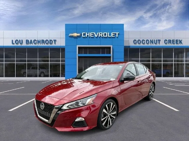 2022 Nissan Altima 2.5 SR photo 4