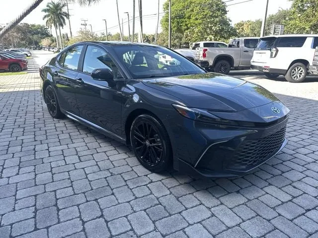 2025 Toyota Camry LE photo 16