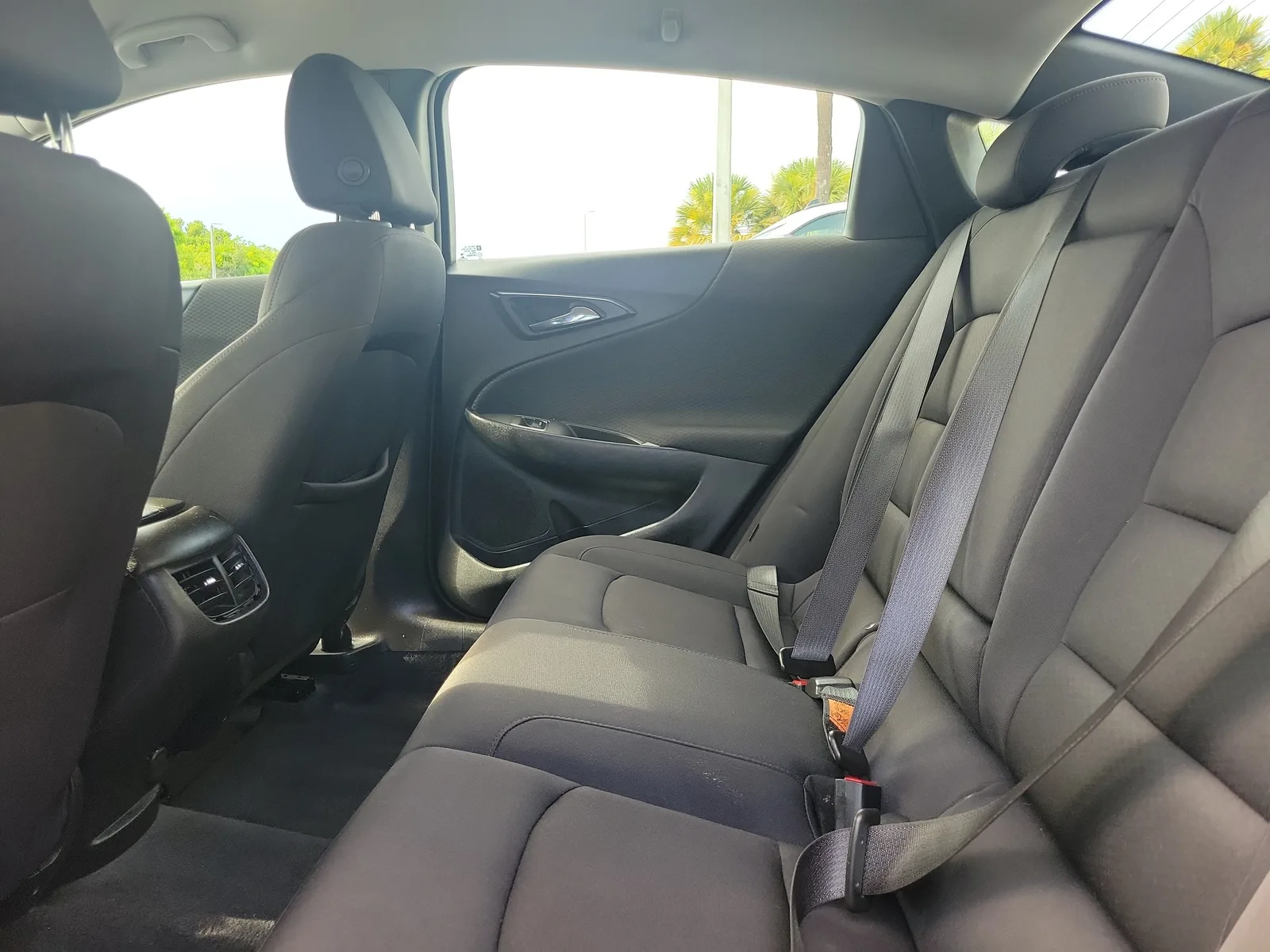 2023 Chevrolet Malibu LT photo 14