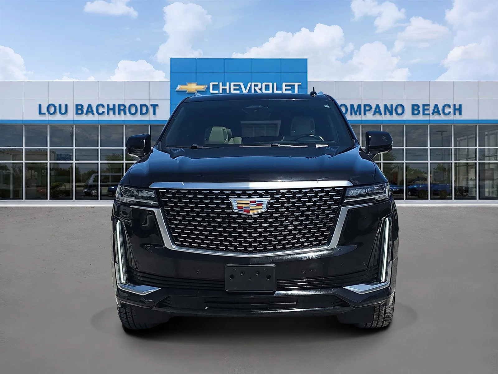 2023 Cadillac Escalade Premium Luxury photo 2