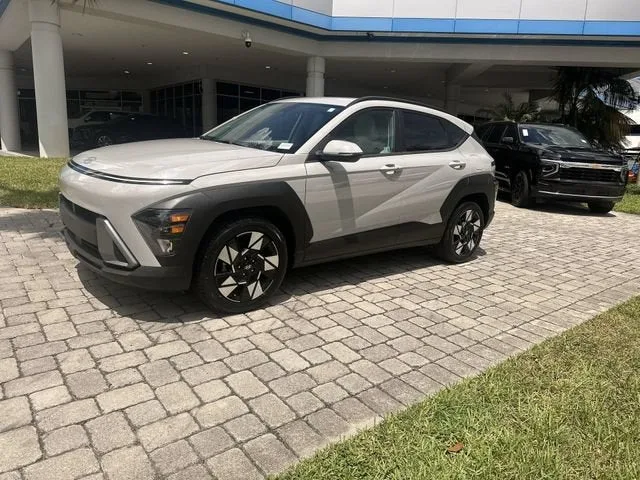 2025 Hyundai Kona SEL photo 31