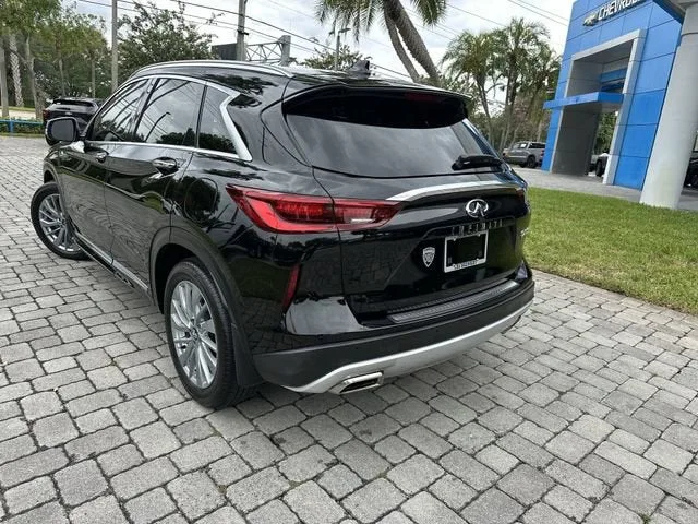 2023 INFINITI QX50 LUXE photo 12