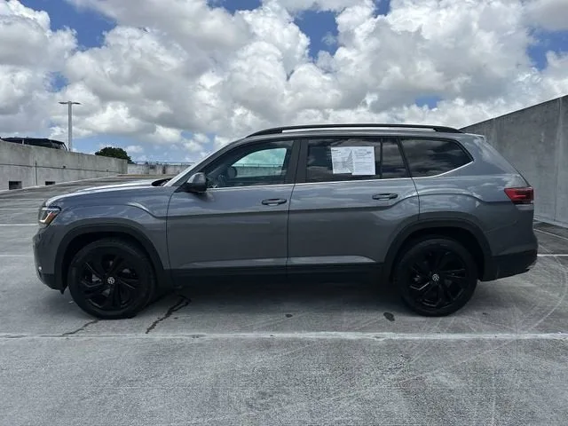 2022 Volkswagen Atlas 2.0T SE w/Technology photo 37
