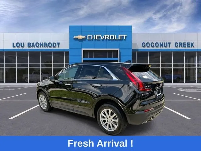 2023 Cadillac XT4 Luxury photo 6