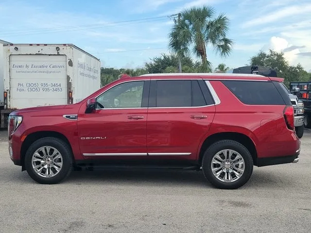 2024 GMC Yukon Denali photo 6