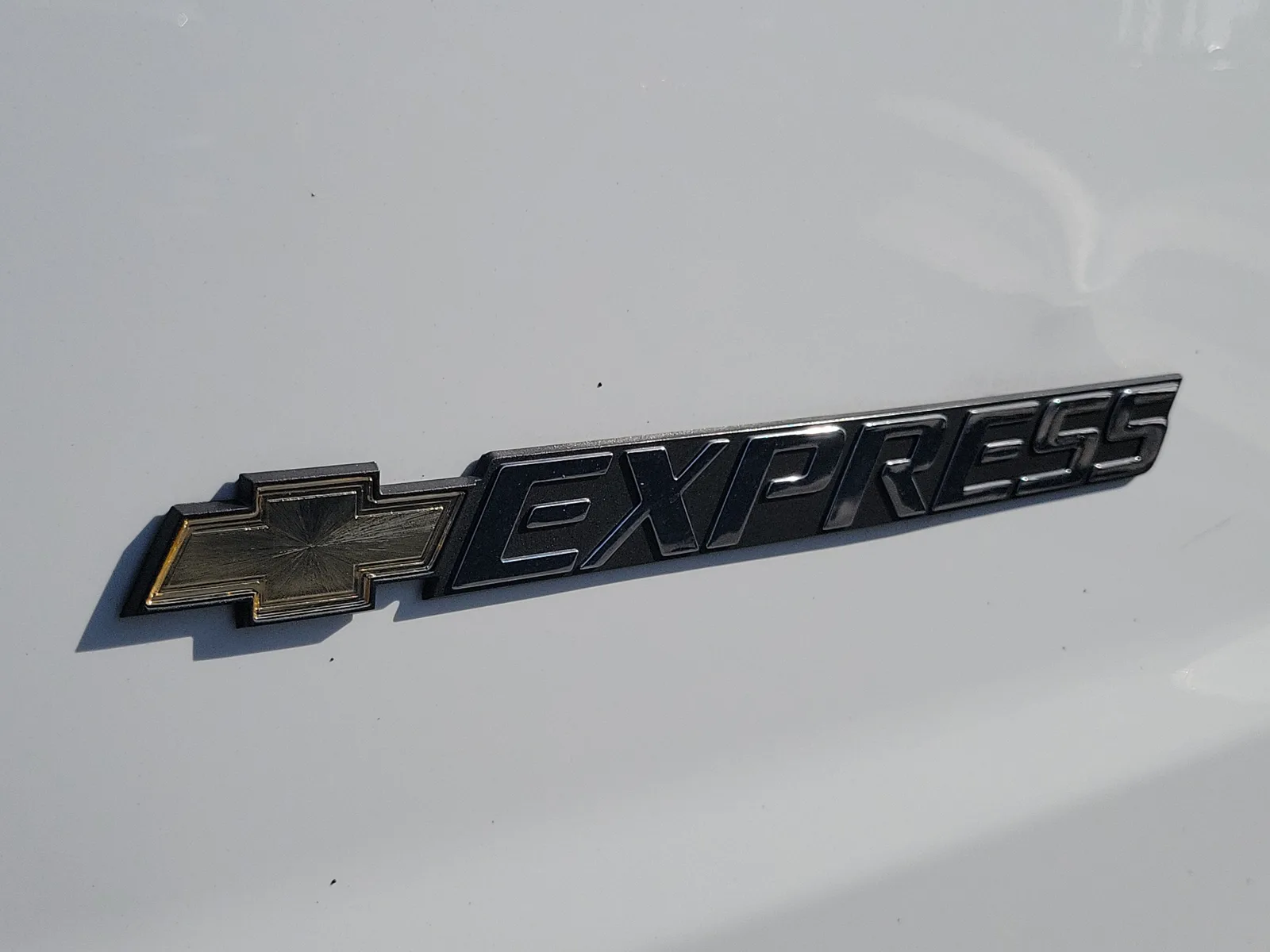2025 Chevrolet Express Cargo WT photo 11