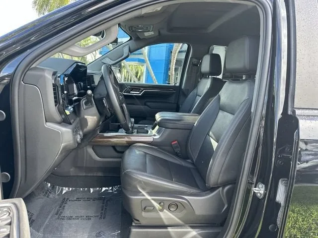 2024 Chevrolet Silverado 1500 LT Trail Boss photo 30