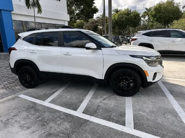 2024 Kia Seltos X-Line photo 15