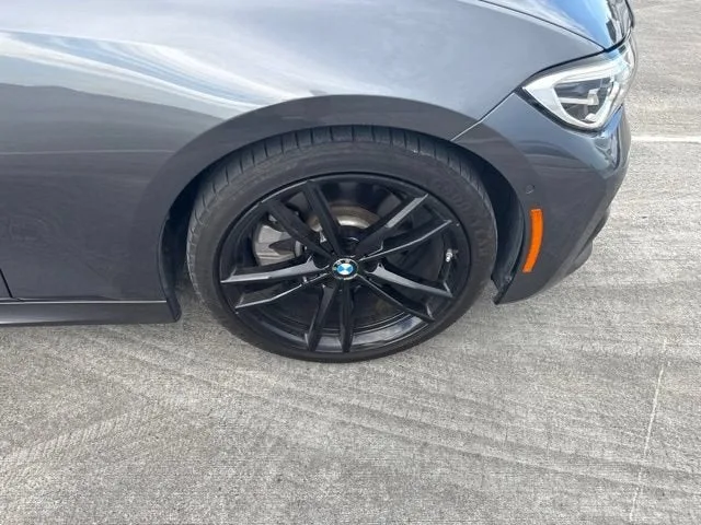 2019 BMW 3 Series 330i photo 23