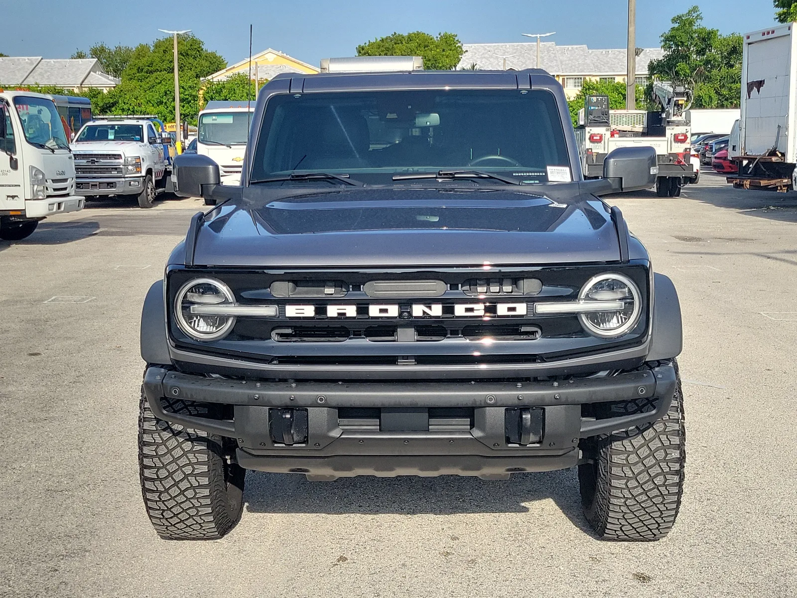 2022 Ford Bronco Base photo 8