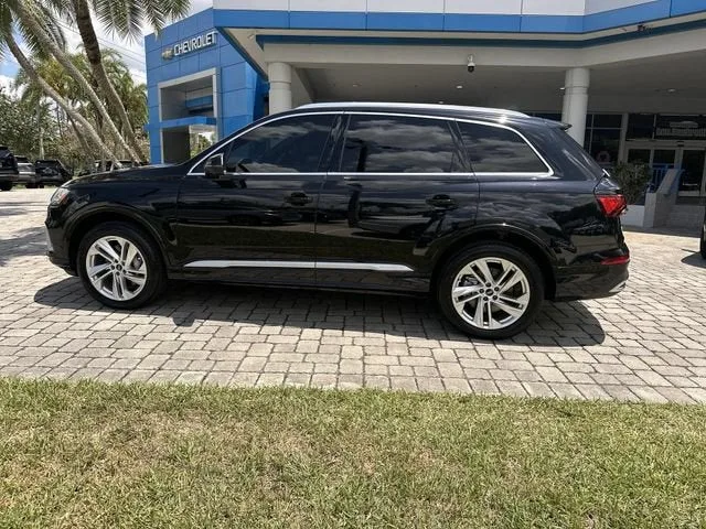 2021 Audi Q7 Premium Plus photo 33