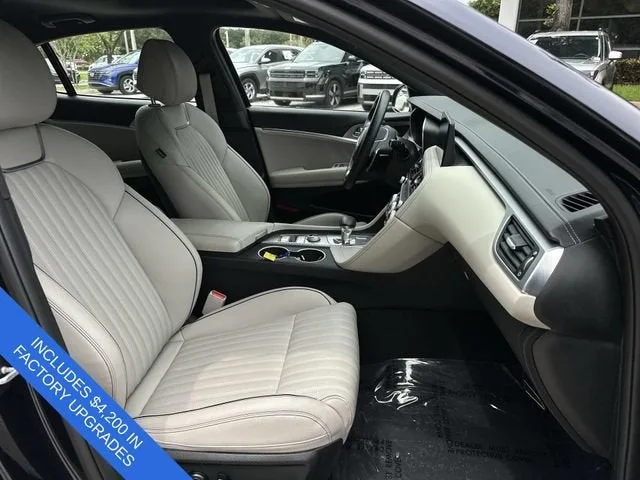2023 Genesis G70 2.0T photo 29