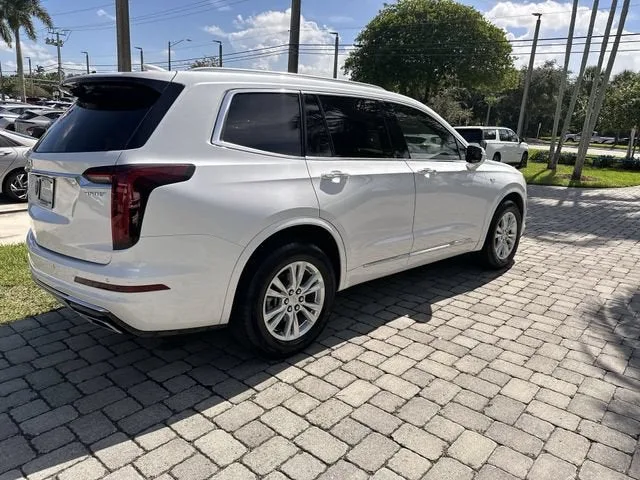 2024 Cadillac XT6 Luxury photo 35