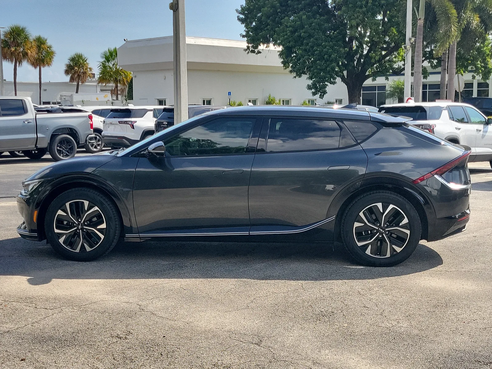 2024 Kia EV6 Wind photo 6