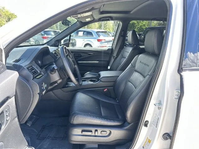 2024 Honda Passport Black Edition photo 30