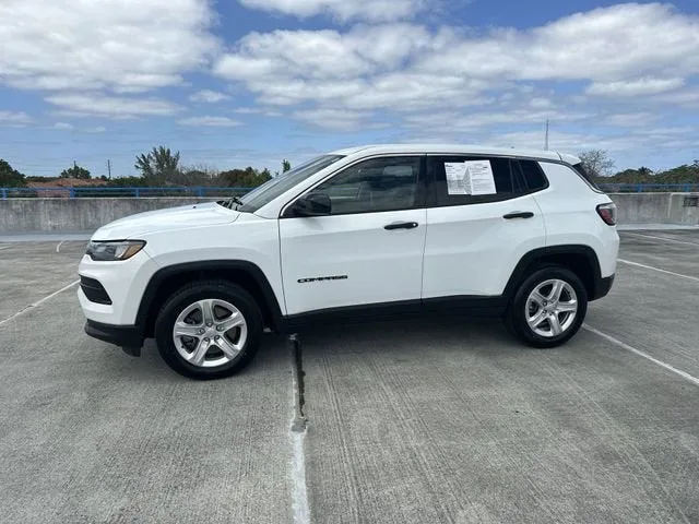 2023 Jeep Compass Sport photo 20