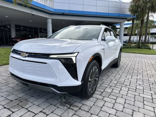 2024 Chevrolet Blazer EV LT photo 20