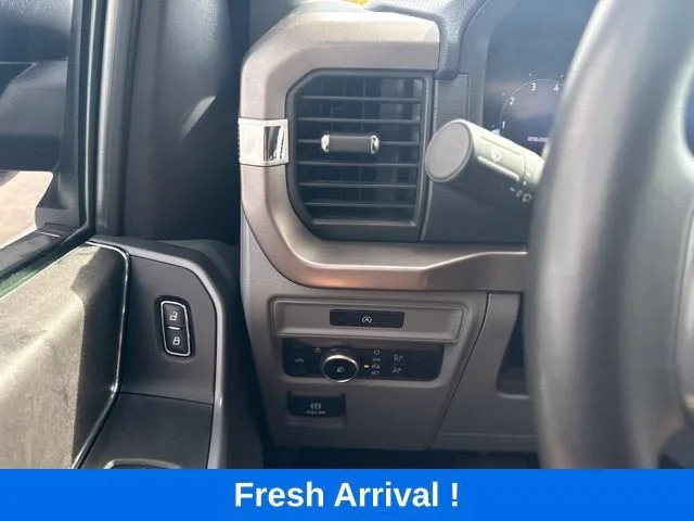 2025 Ford F-150 XLT photo 7