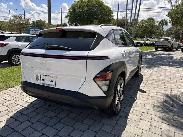 2025 Hyundai Kona SEL photo 36