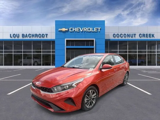 2024 Kia Forte LXS photo 4