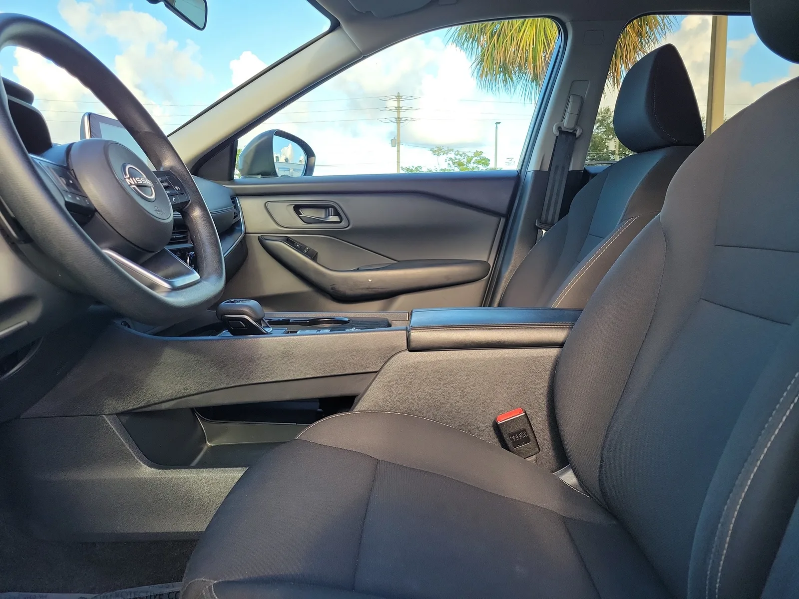 2024 Nissan Rogue S photo 20