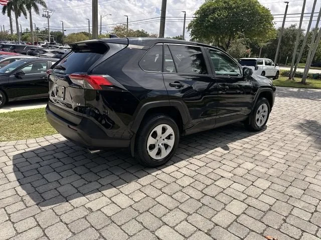 2024 Toyota RAV4 LE photo 37