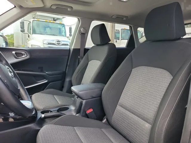 2021 Kia Soul EX photo 22