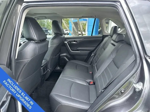 2024 Toyota RAV4 XLE Premium photo 27