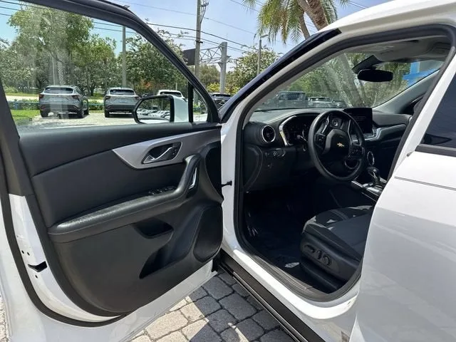 2023 Chevrolet Blazer 2LT photo 22