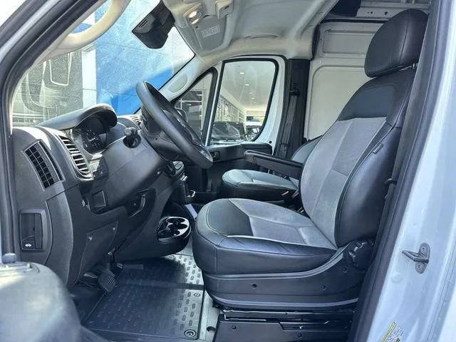 2025 RAM ProMaster Cargo Van Tradesman photo 29