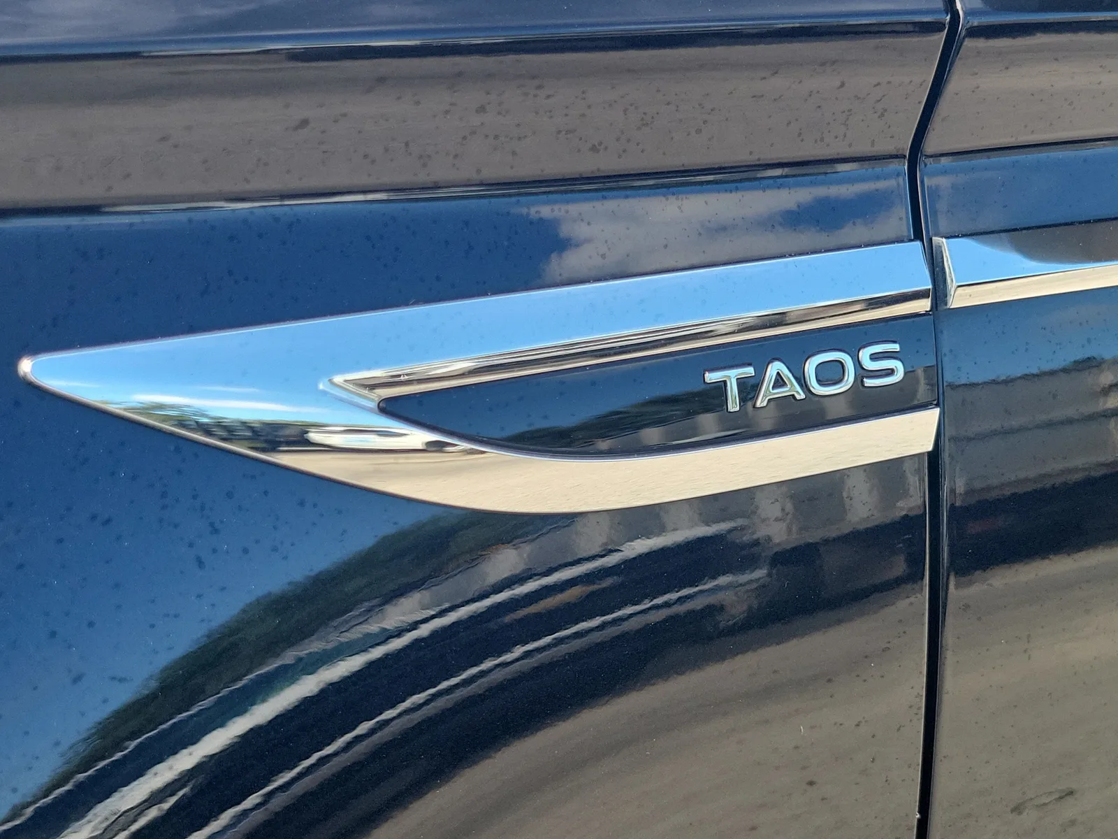 2023 Volkswagen Taos S photo 11