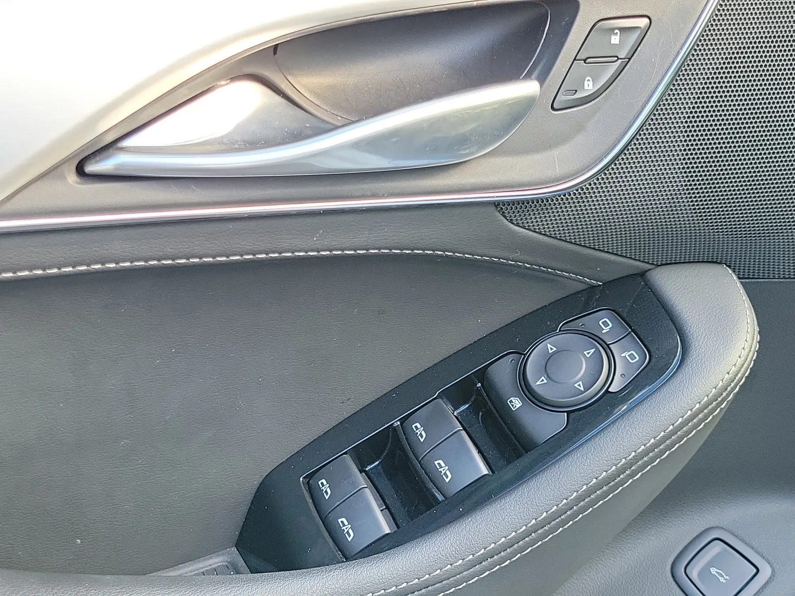 2023 Cadillac CT5 Luxury photo 23