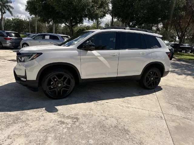 2024 Honda Passport Black Edition photo 31