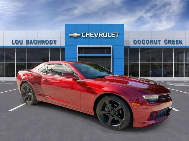 2015 Chevrolet Camaro LT photo 2