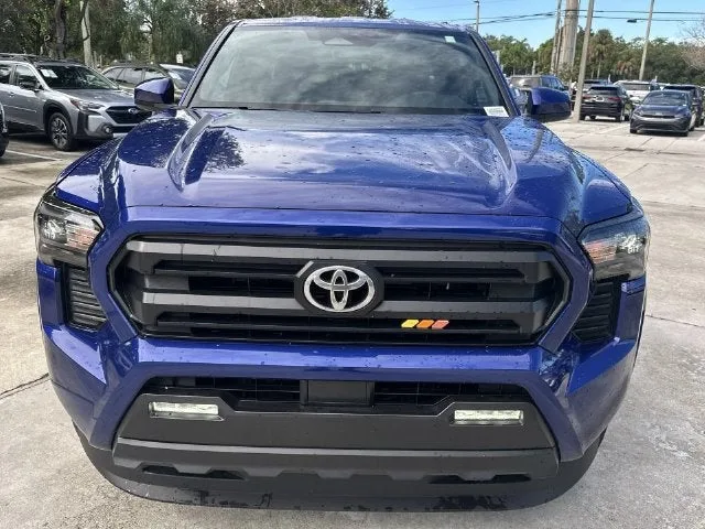 2025 Toyota Tacoma 2WD SR5 photo 14