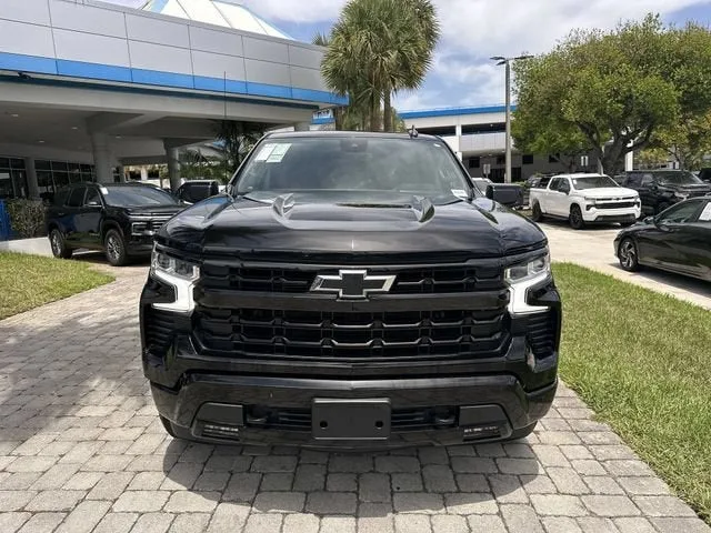 2023 Chevrolet Silverado 1500 RST photo 19