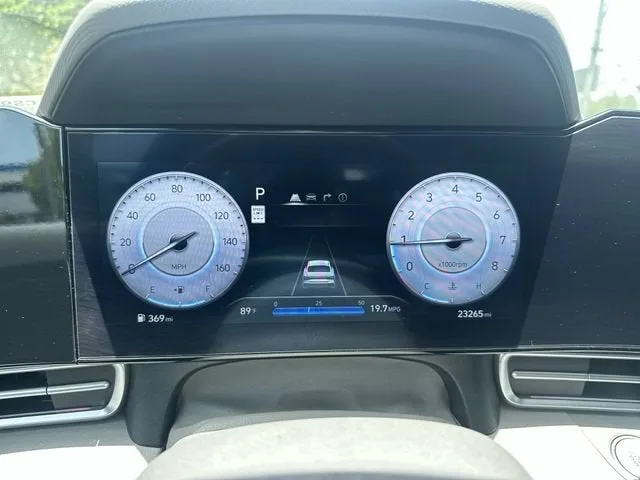 2025 Hyundai Elantra SEL Convenience photo 26