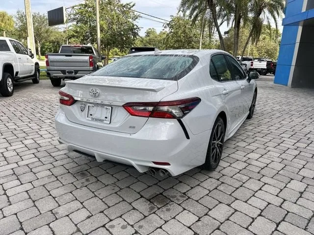2024 Toyota Camry SE photo 37